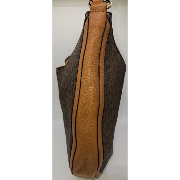 Michael Kors Lydia Large Hobo Bag - Picture 4 of 9